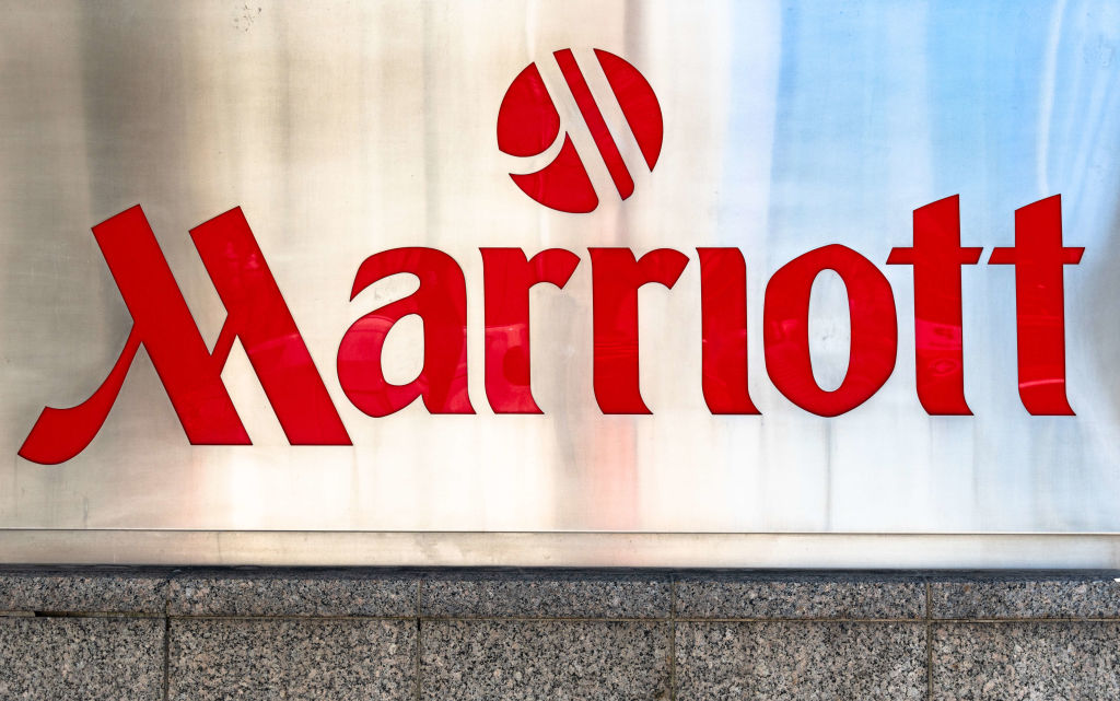 Marriot Hotel sign