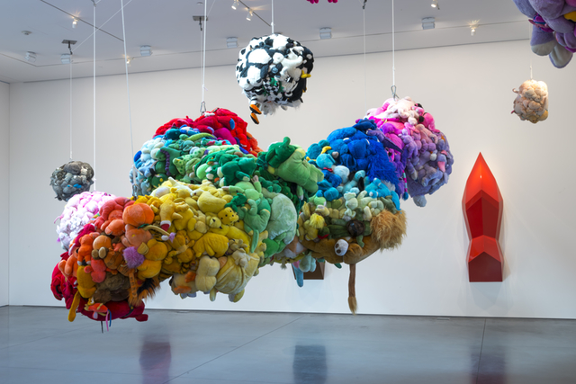 専用　Mike Kelley (Phaidon Artists Series) Mike Kelley: Welchman, John: 9780714838342: Amazon.com: Books