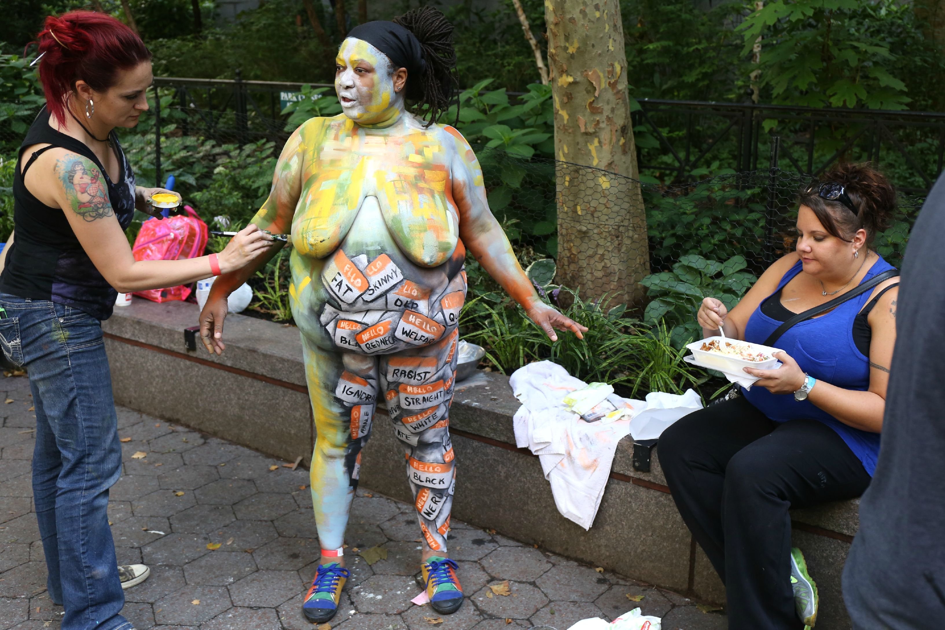 NSFW Photos: 100 Fully Naked People Get Bodies Painted, Then Head Over To  The U.N. - Gothamist