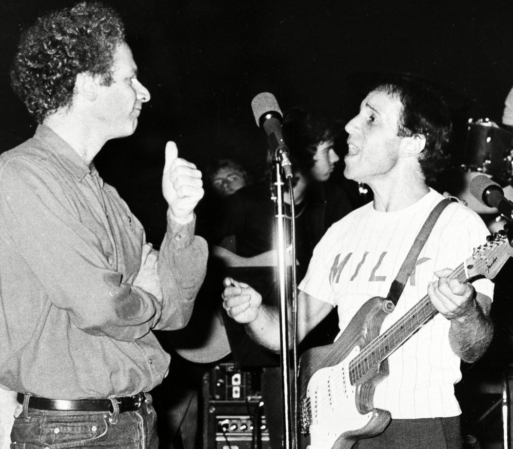 019a4ba71shutterstock_6566913a-jpg.jpeg Garfunkel & Simon rehearsing the week before the show<br/>(ANONYMOUS/AP/Shutterstock)