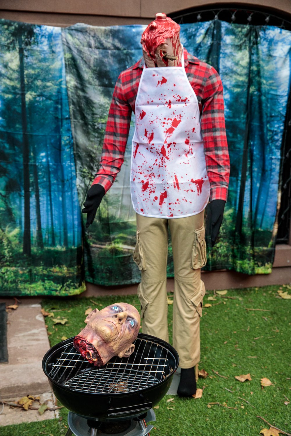 0410fa855carrollgardenscobblehillhalloweendecorations-65-jpg.jpeg