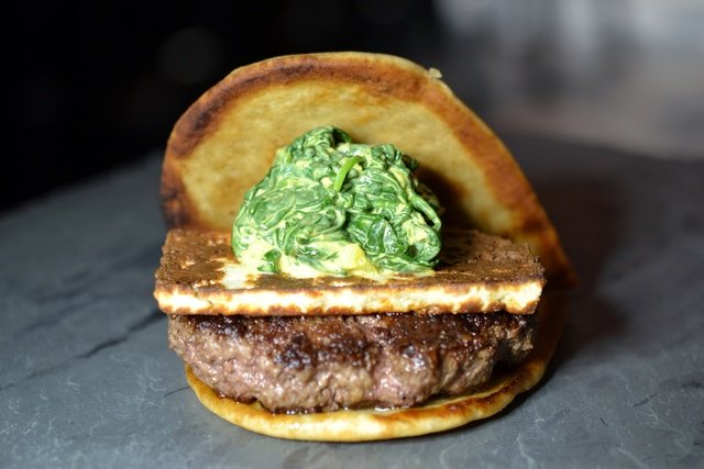 Naan Burger