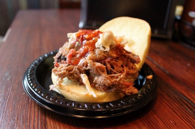 050912dino9.jpg Pulled Pork Slider
