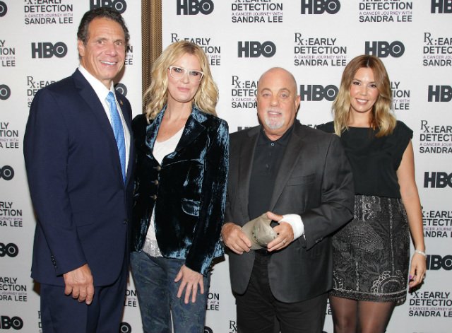 The entire Cuomo family together