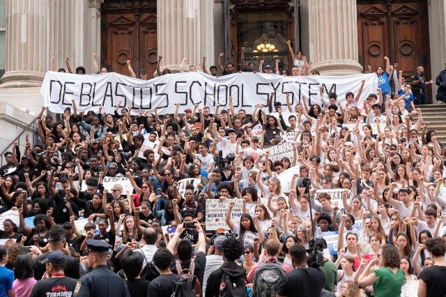 Students protesting the de Blasio administration's integration policies earlier this month.