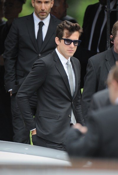 072611winehouse4.jpg Producer Mark Ronson