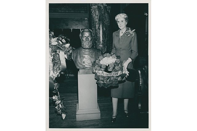 081617bccjacksonuniv.jpg The unveiling of Jackson's bust in 1957