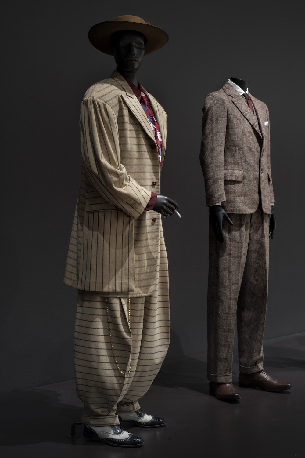 Installation view of Items: Is Fashion Modern? The Museum of Modern Art, New York, October 1, 2017-January 28, 2018. © 2017 The Museum of Modern Art. Photo: Martin Seck