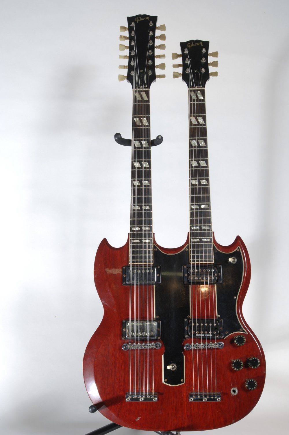 0b05258dcelectric-and-acoustic-guitar_jimmy-page-jpg.jpeg Jimmy Page's Gibson
EDS-1275 Double neck, which he used to play the acoustic and electric parts of the song “Stairway to Heaven” without needing to change instruments. It was also used on “The Rain Song,” “Celebration Day,” and “The Song Remains the Same."