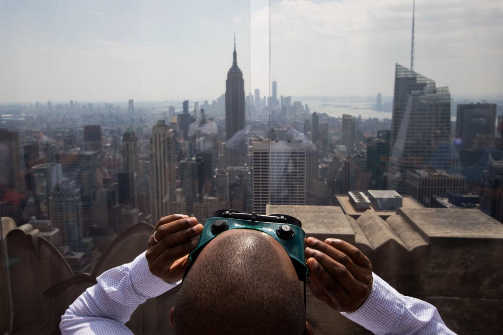 0e98f97ecgettyimages-836326990-jpg.jpeg At Top of the Rock at Rockefeller Center (Getty Images)