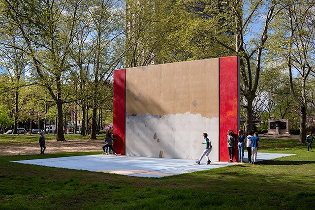 1-Ancart-8086.jpg Harold Ancart, Subliminal Standard at Cadman Plaza Park presented by Public Art Fund, 2019, Photo: Nicholas Knight, Courtesy Public Art Fund, NY