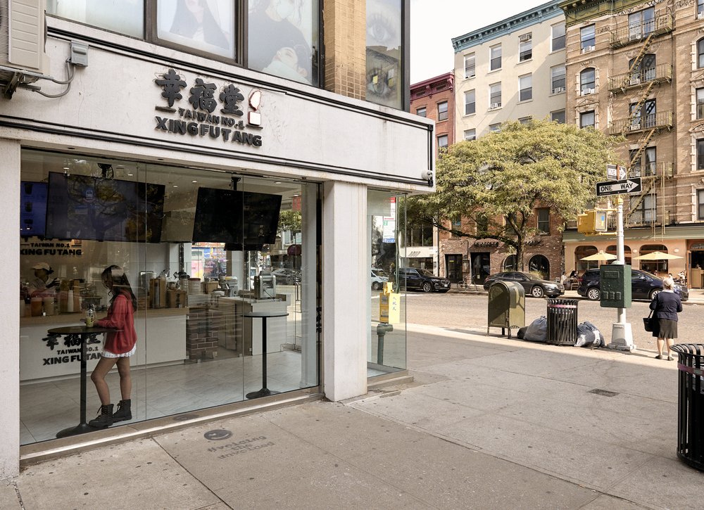 The exterior of a restaurant.