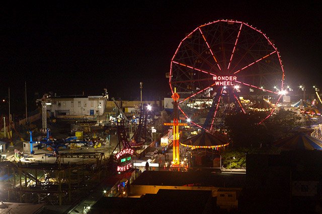 101410luna.jpg Nights of Horror at Luna Park (Coney Island)Coney Island isnât just for the lovebirds anymore. The new and controversial amusement park, Luna Park, will host Nights of Horror, created by the same name behind Nightmare. (See previous item.) Nights of Horror features a haunted maze with hidden surprises and characters "certain to scare." In addition to the main attraction, visitors gain access to 12 other rides within the park. Tickets are $25 in advance or $30 at the gate and can be purchased here for Friday through Sunday events until October 31st.