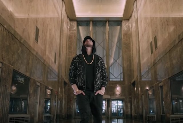 101618eminem1.jpg