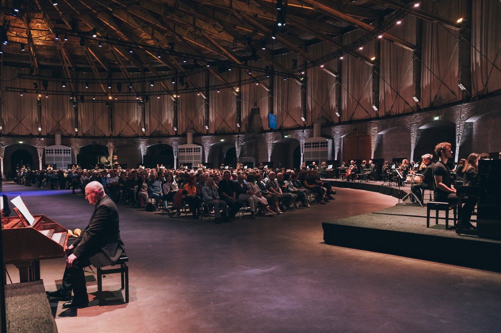 A photo of "11,000 Strings" by Georg Friedrich Haas at Holland Festival, 2024
