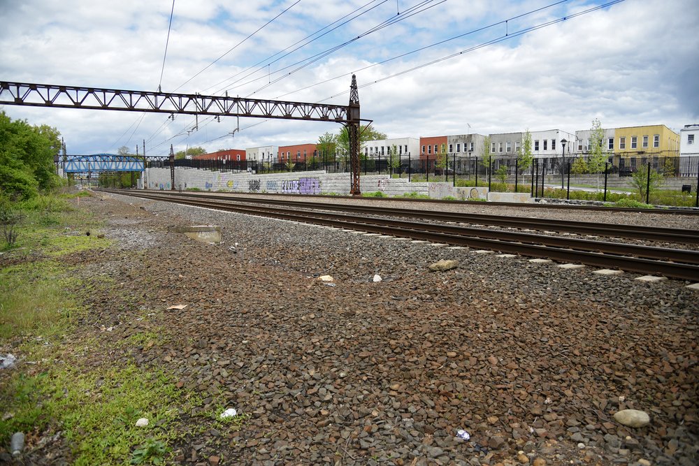 The community on the Bronx River’s east side was previously cut off from Starlight Park and the waterfront by the Amtrak train tracks. A new pedestrian bridge, seen in the distance, crosses above the tracks.