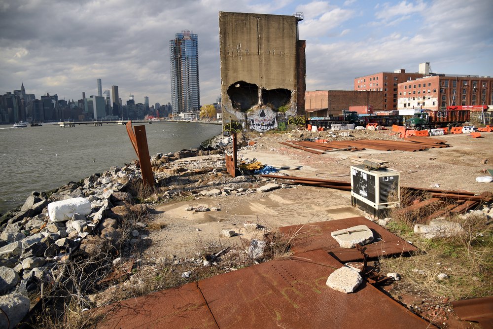 The waterfront of the Greenpoint Terminal Market, photographed in 2018. A large portion of this historic manufacturing complex was burned down in an enormous fire in 2006, after the rezoning passed.