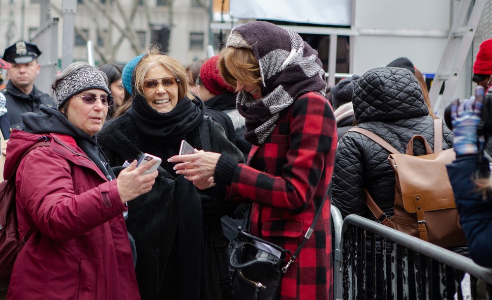 Gloria Steinem, center, at Foley Square (<a href="https://www.gretchenrobinette.com/">Gretchen Robinette</a> / Gothamist)