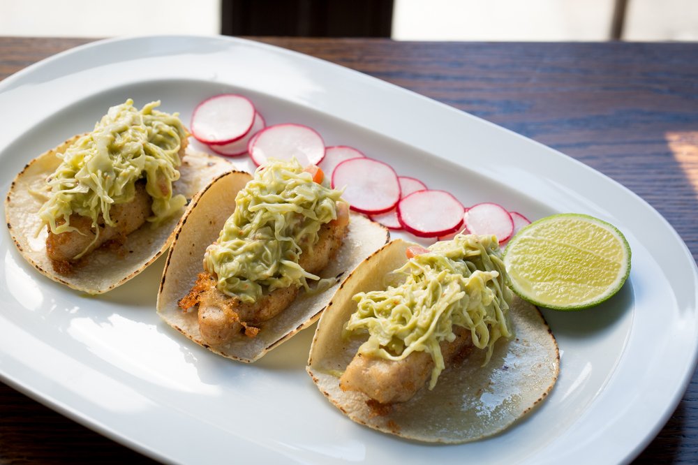 18aa0e01fguadaloupe-inn_fried-fish-tacos-jpg.jpeg Tacos Estilo Baja<br>