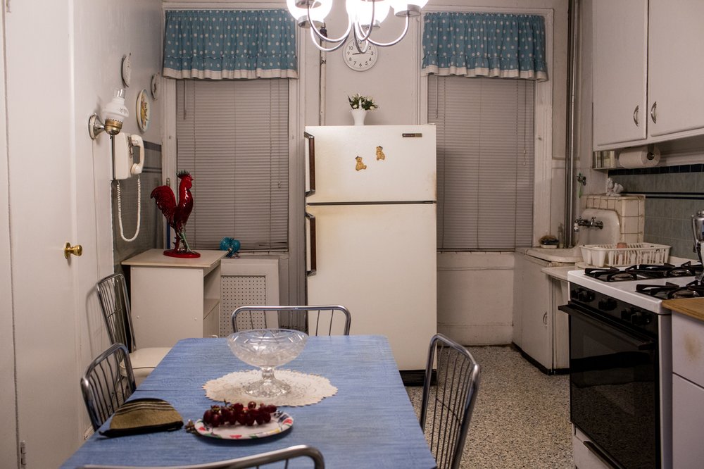 191117fcbjeanskitchen-jpg.jpeg Jean's kitchen, where little has changed since midcentury.<br>