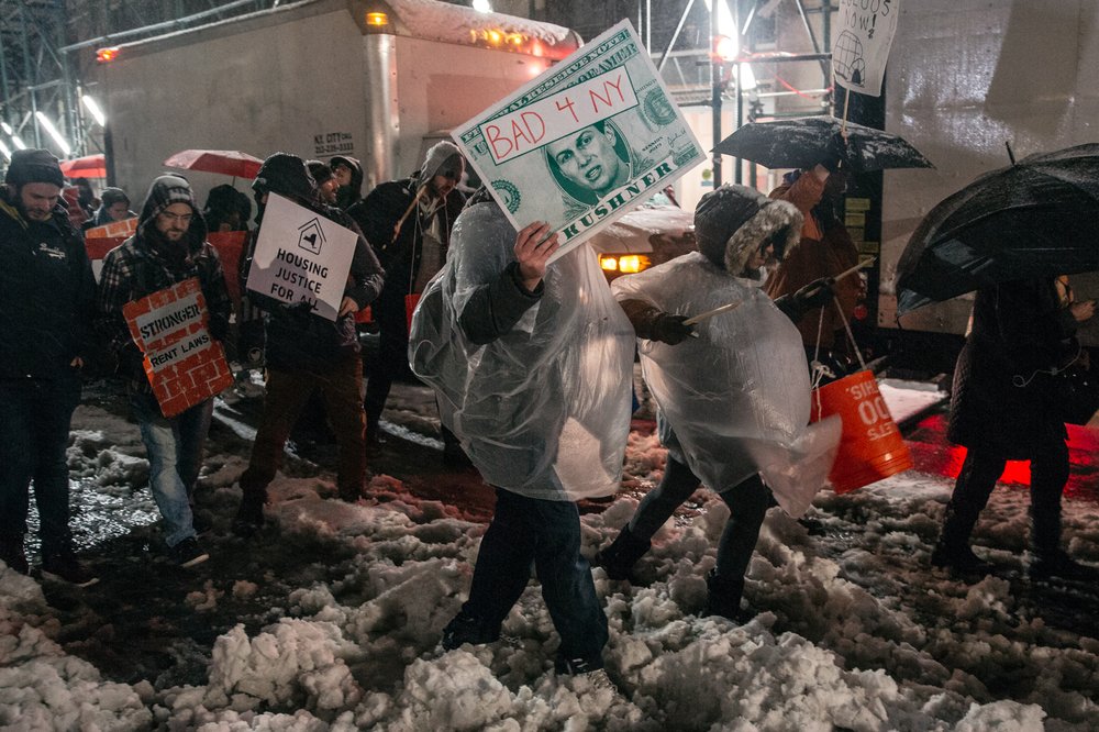 1a2c6643a111618cuomohousingcrisismarchsnow-17-jpg.jpeg
