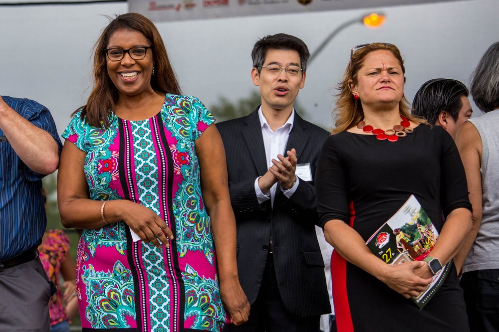 1b61b4980dragonboat-63-jpg.jpeg Public Advocate Tish James (left) and Speaker Mark-Viverito<br>