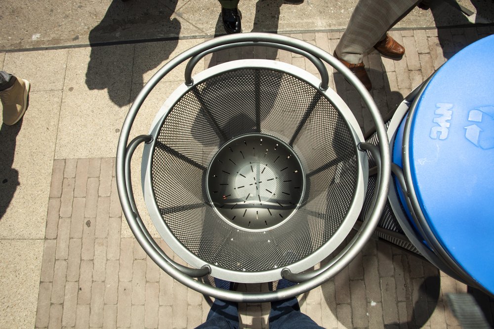 1e102c89eimg_3002-jpg.jpeg An aerial of the Smart Design trash can