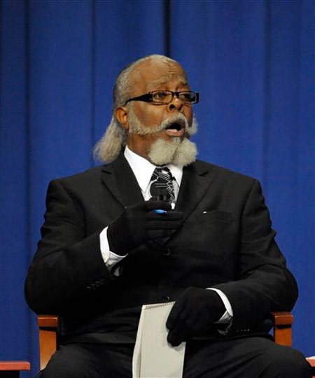 2010_10_gub14.jpg McMillan