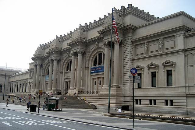 The Met (wallyg's flickr)The Metropolitan Museum of Art: The Met has quite a few perfectly adequate dining options (the Friday and Saturday only Great Hall Balcony Bar is fun) but your best bet for fine fare after that McQueen exhibit is one that only members get to enjoy. That'd be the Members Dining Room, which floats above the museum with a stunning view of Central Park. The slightly-stuffy but still very charming restaurant offers four-course tasting menus at lunch and dinner as well as weekend brunches and is only open to membersâbut then again how else are you going to get into that McQueen show early? Plus, to get there you have to take a random elevator in the middle of the museumâwatch as other museum goers eye you suspiciously! Reservations are required, btw. To become a member at the Met, click here.1000 Fifth Avenue // 212-570-3975
