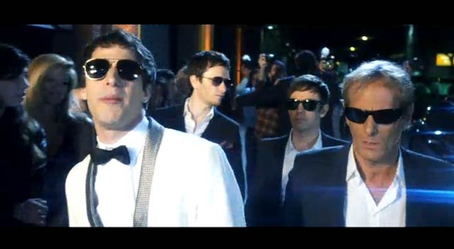 2011_05_snltfmichaelbol.jpg Michael Bolton join the Lonely Island guys for a song.