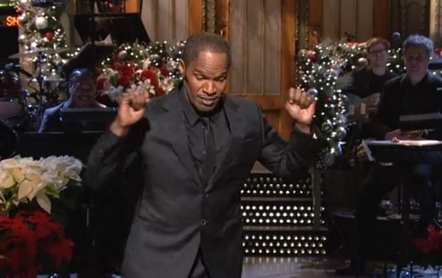Jamie Foxx's monologue included a game of "How Black Is That?" as well as that tried-and-true SNL monologue bit: singing.