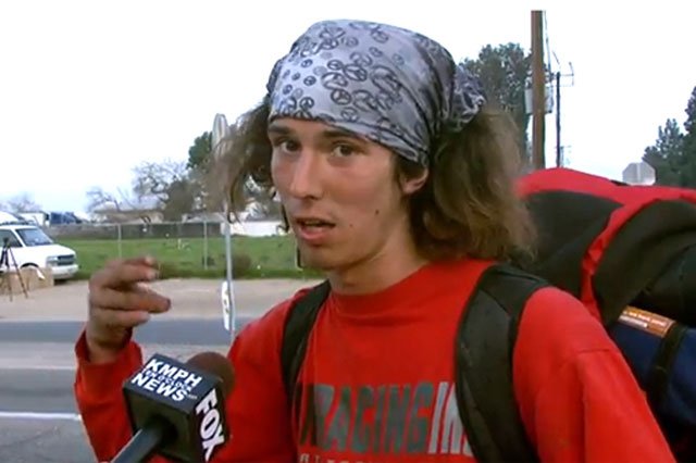 2013_05-kaihitchhiker.jpg