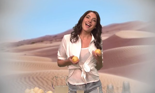 2017_10_snlgg_mirage.jpg When you're lost in the desert, what do you dream of: