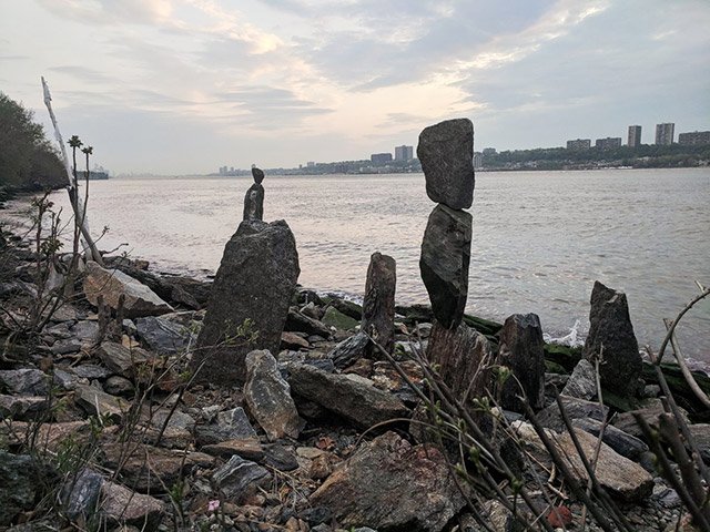 2018_05_sculpt1.jpg Photograph by Rafi Letzter