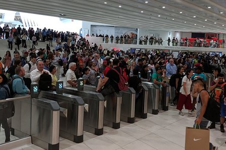 Photograph at the World Trade Center PATH station by Jordan Cohen