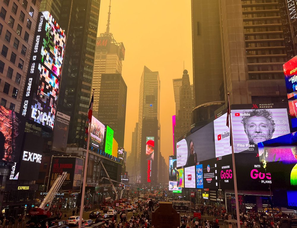 Times Square is enveloped in smoke from Canadian wild fires, June 7, 2023.