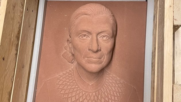 The carving of Justice Ginsburg following its transport to Albany, May 2023.