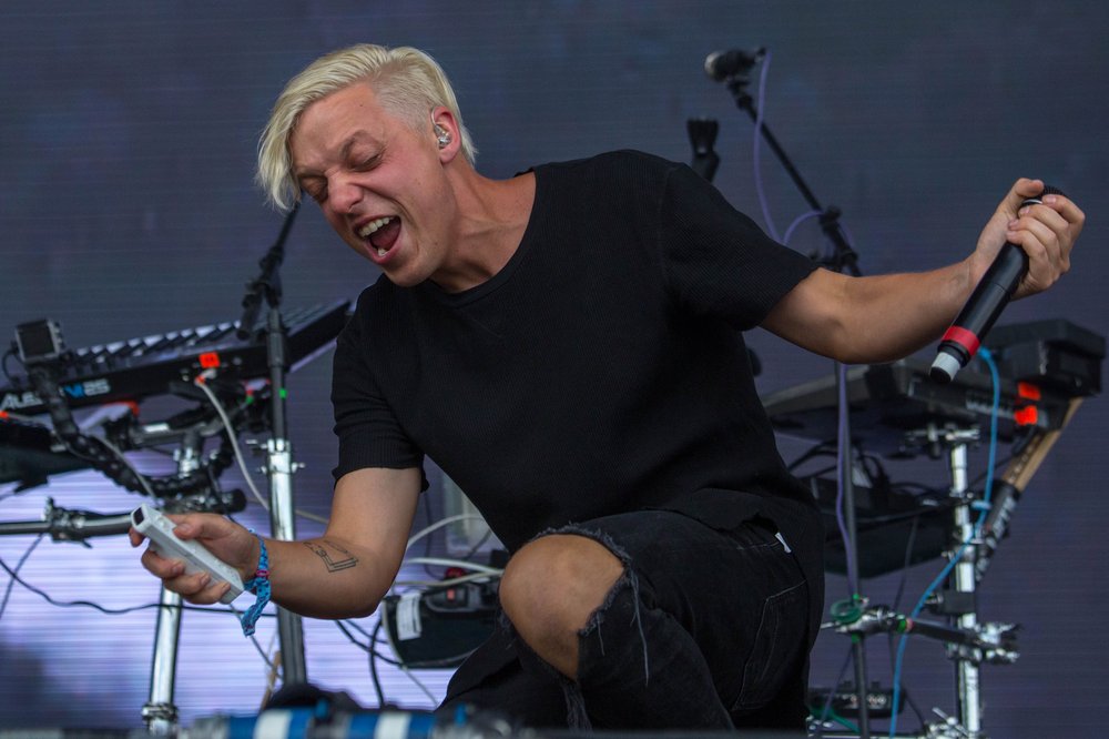 20d25cd8apanoramasun-41-jpg.jpeg Robert DeLong<br/>