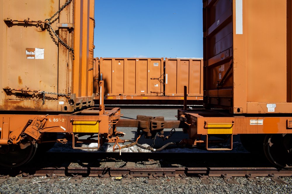 225ac3cc1032517compostdsny-5-jpg.jpeg Train cars filled with 18-20 tons of compacted trash leave the Staten Island collection facility each day.</br>