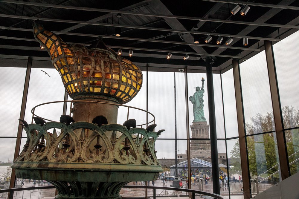 22901bb7bstatueoflibertymuseum-todseelie-2-jpg.jpeg