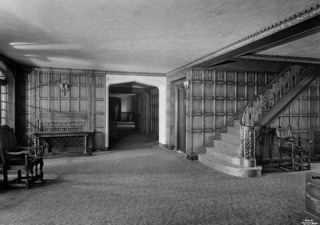 25aptlobby1112.jpeg "The Greenway Apartments, entrance lobby. 10/25/1930."