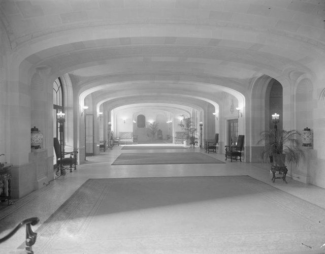 26aptlobby1112.jpeg "Park Avenue between 52nd and 53rd Streets. Montana Apartments, entrance hall. 1915."