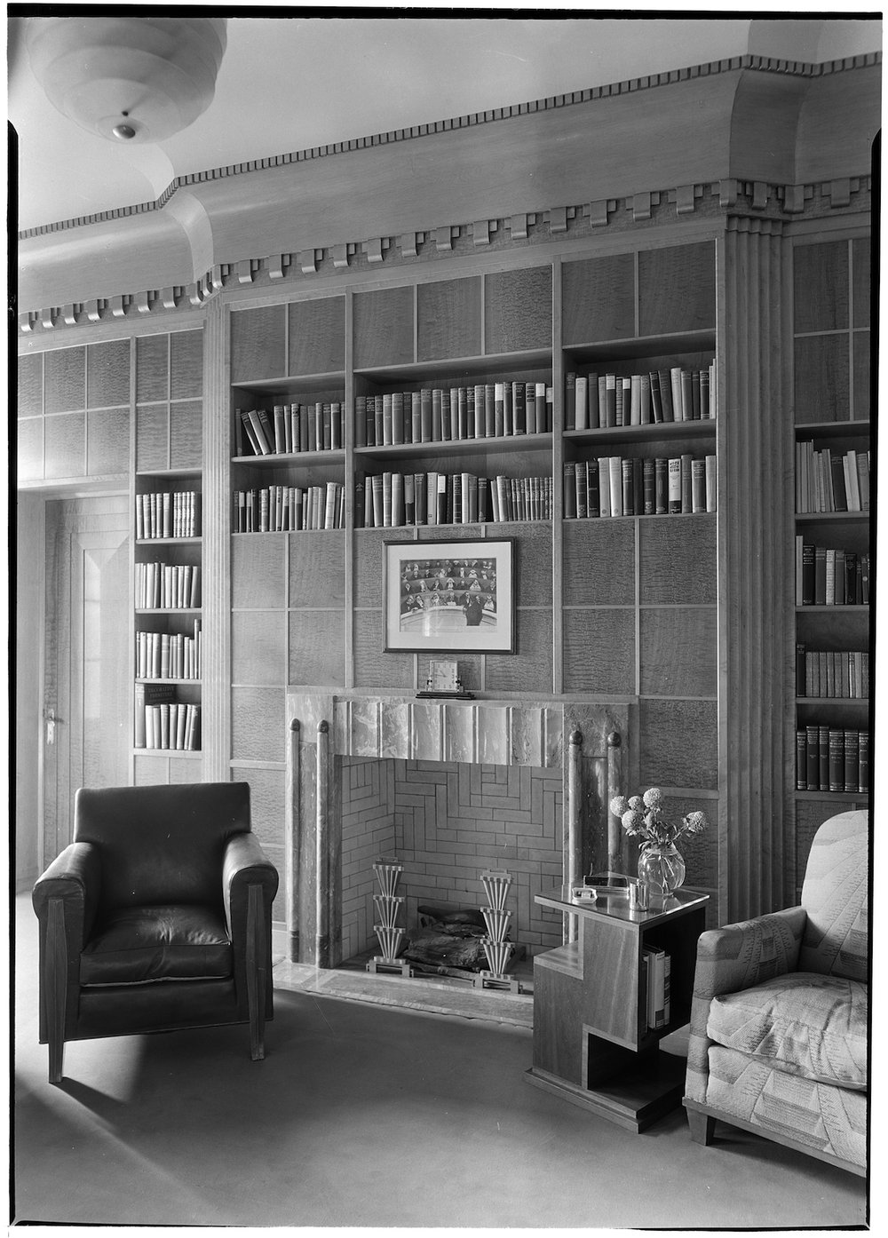 26f5618a3rc53-jpg.jpeg Jesse Isidor Straus library at 720 Park Avenue, 1934. (Photo by Samuel Gottscho. Museum of the City of New York, gift of Gottscho-Schleisner, 88.1.1.3427)