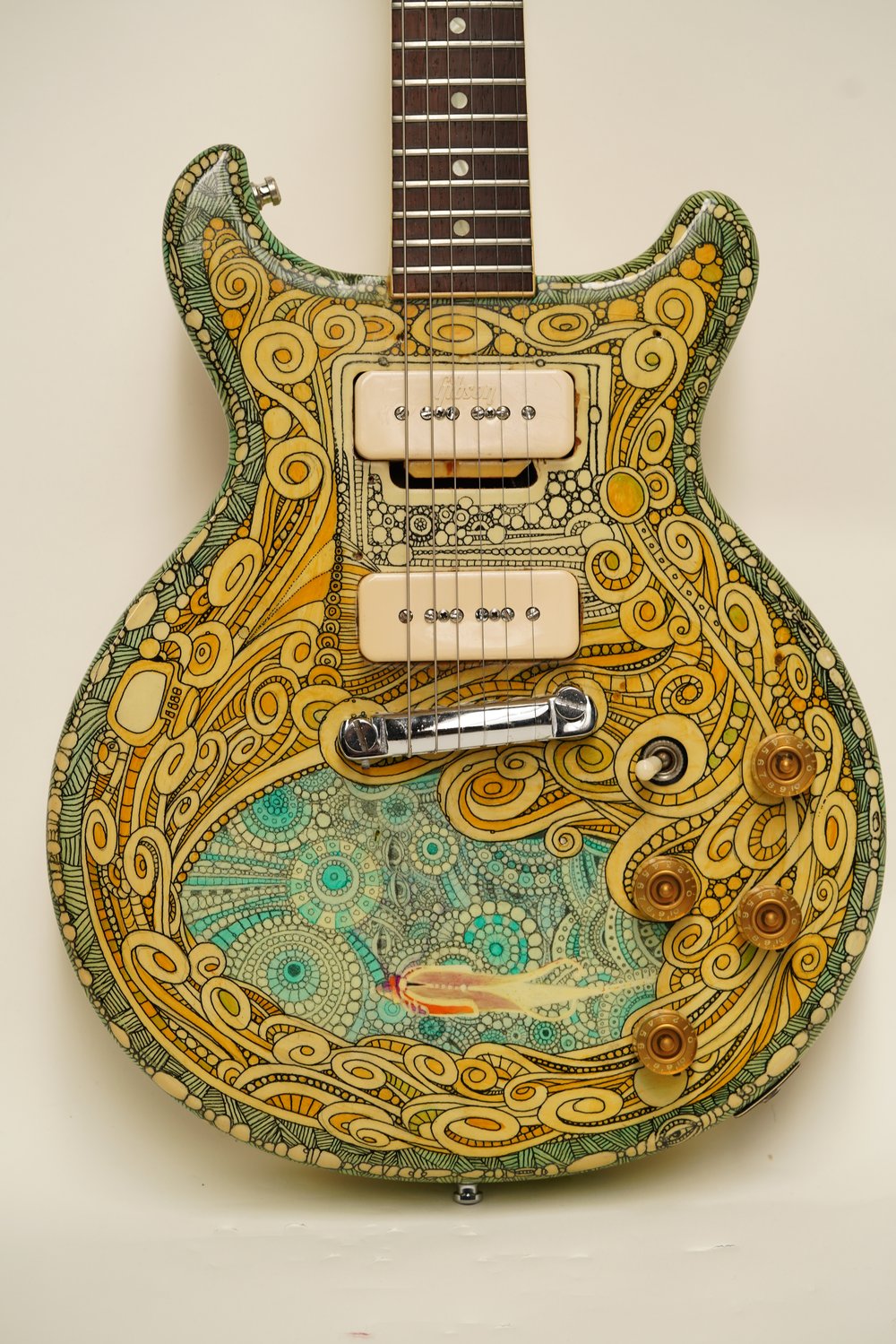 2a530f272steve-miller-lp-front-jpg.jpeg Steve Miller's Les Paul Special electric guitar; painted by surfboard artist Bob Cantrell and used by Miller in live performances throughout the 1970s