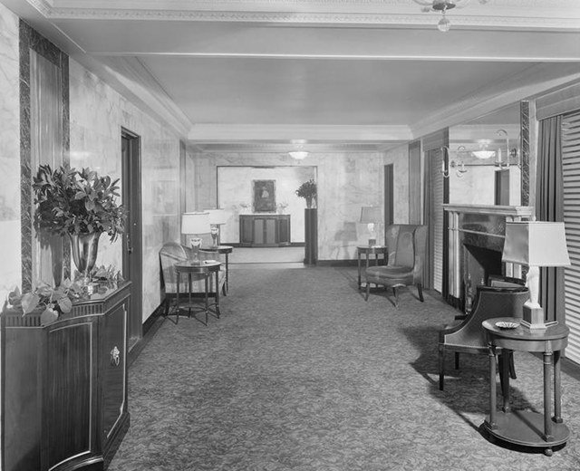 2aptlobby1112.jpeg "400 West End Avenue. Lobby apartment. 1/1/1941."