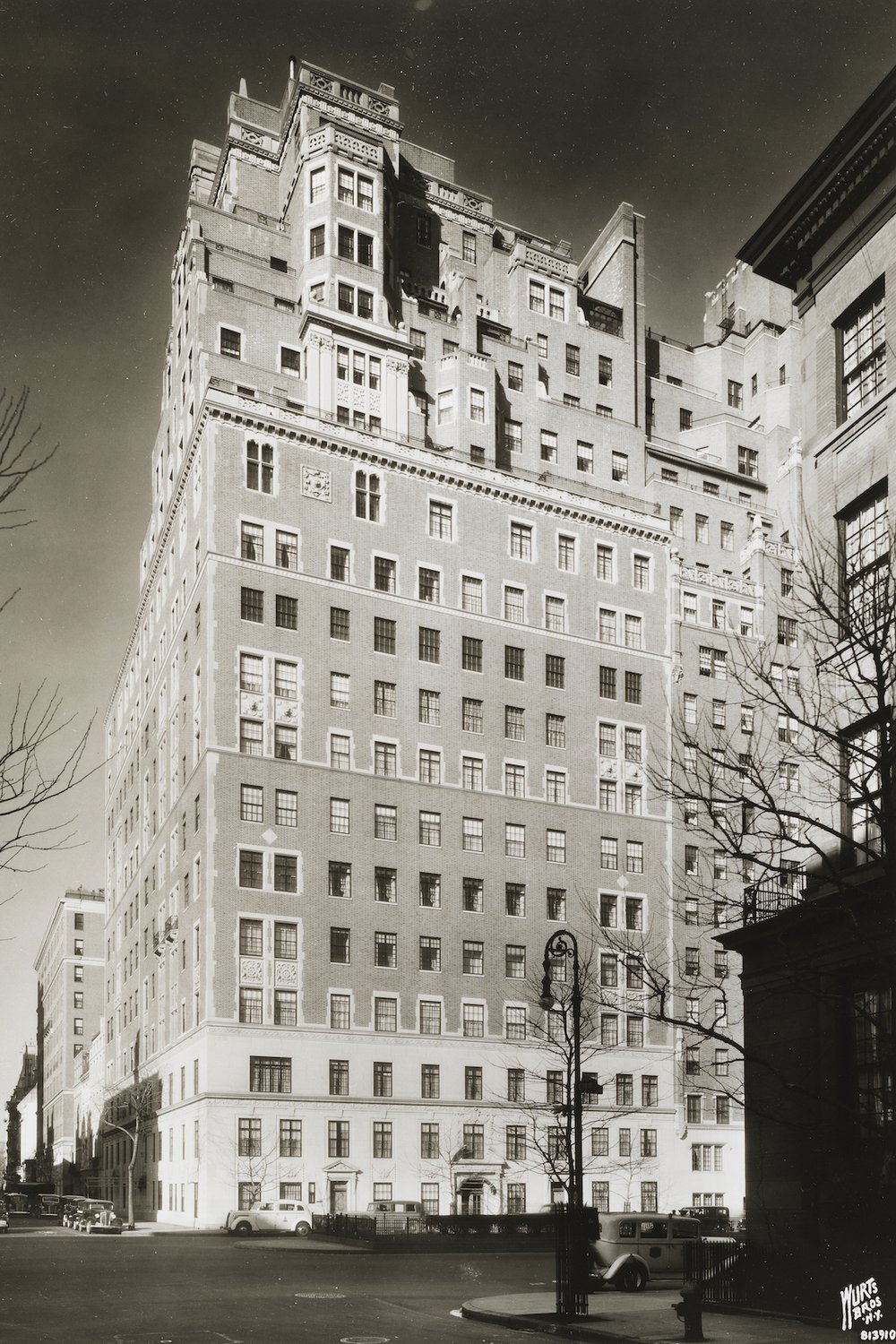 2b601f754rc52-jpg.jpeg 720 Park Avenue, 1938. (Photo by Wurts Bros. Museum of the City of New York, Wurts Bros. Collection, gift of Richard Wurts, X2010.7.2.7492)