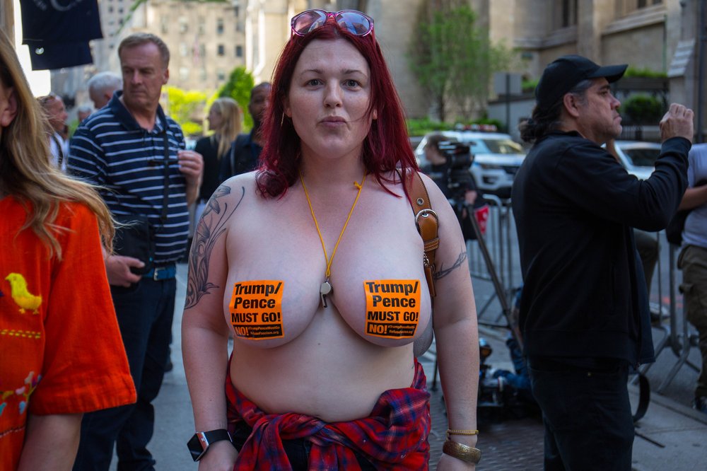 2c9cba274resist-83-jpg.jpeg