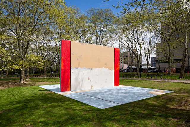 3-Ancart-7507.jpg Harold Ancart, Subliminal Standard at Cadman Plaza Park presented by Public Art Fund, 2019, Photo: Nicholas Knight, Courtesy Public Art Fund, NY