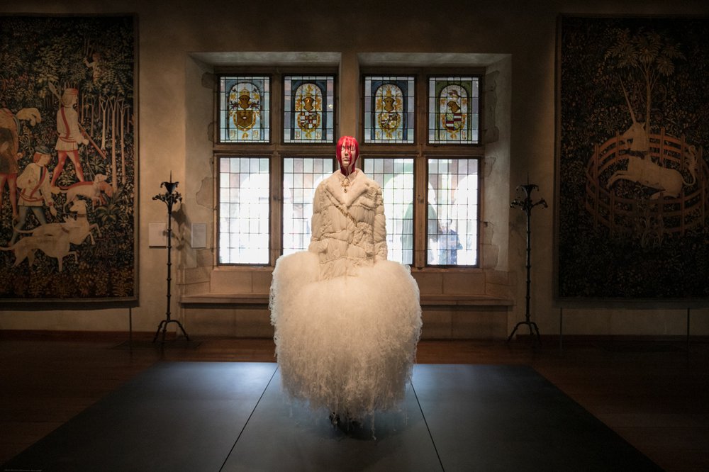 32b0da56120180510-img_9646-jpg.jpeg Thom Browne wedding dress<br>