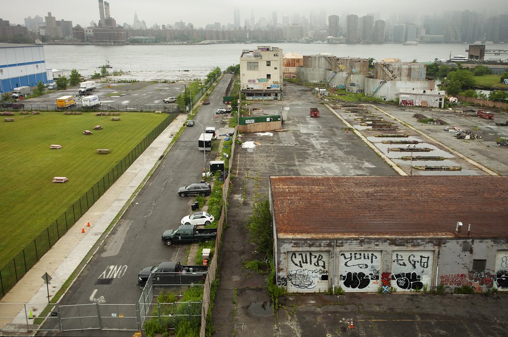 3412e6e6cimg_2639-jpg.jpeg You can see some outdoor graffiti at Bushwick Inlet, including the "Curb Your Ego" piece in the foreground